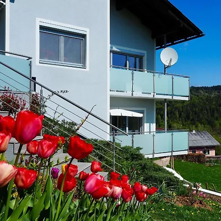 Margarethe Apartment *